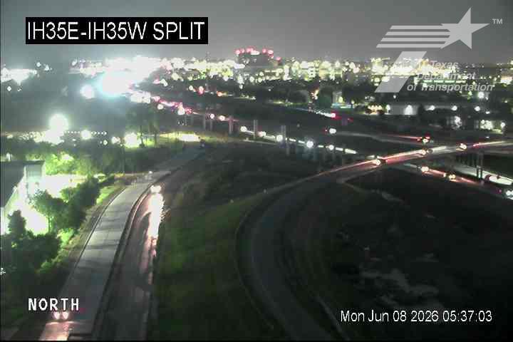 Live snapshot from IH35E @ IH35W Split