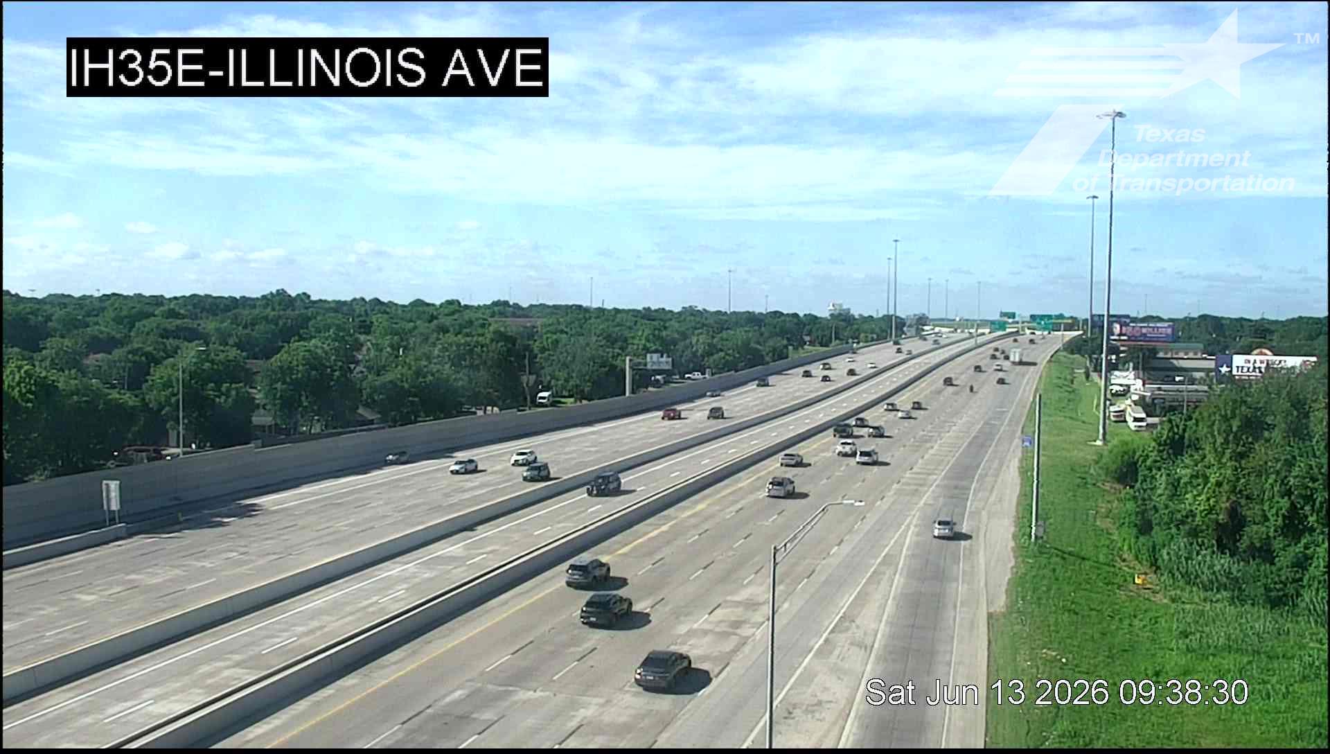 Live snapshot from IH35E @ Illinois Ave