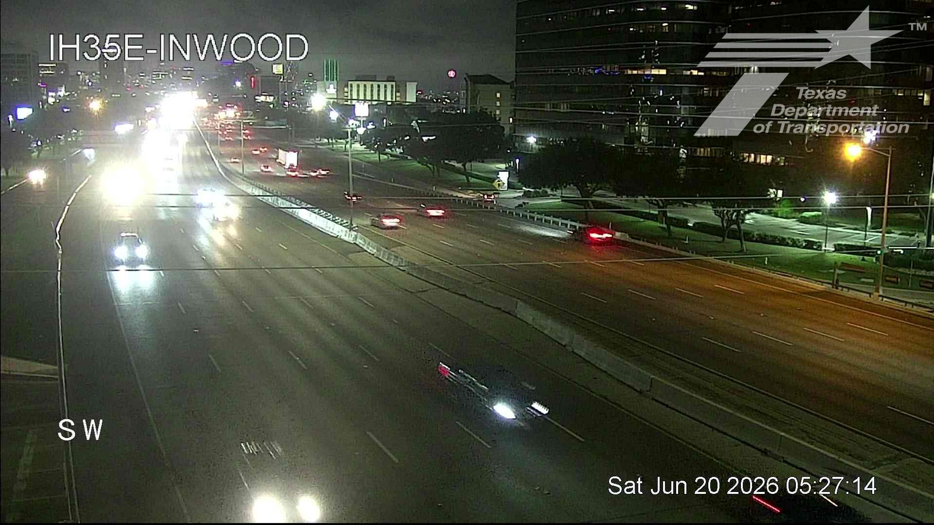 Live snapshot from IH35E @ Inwood