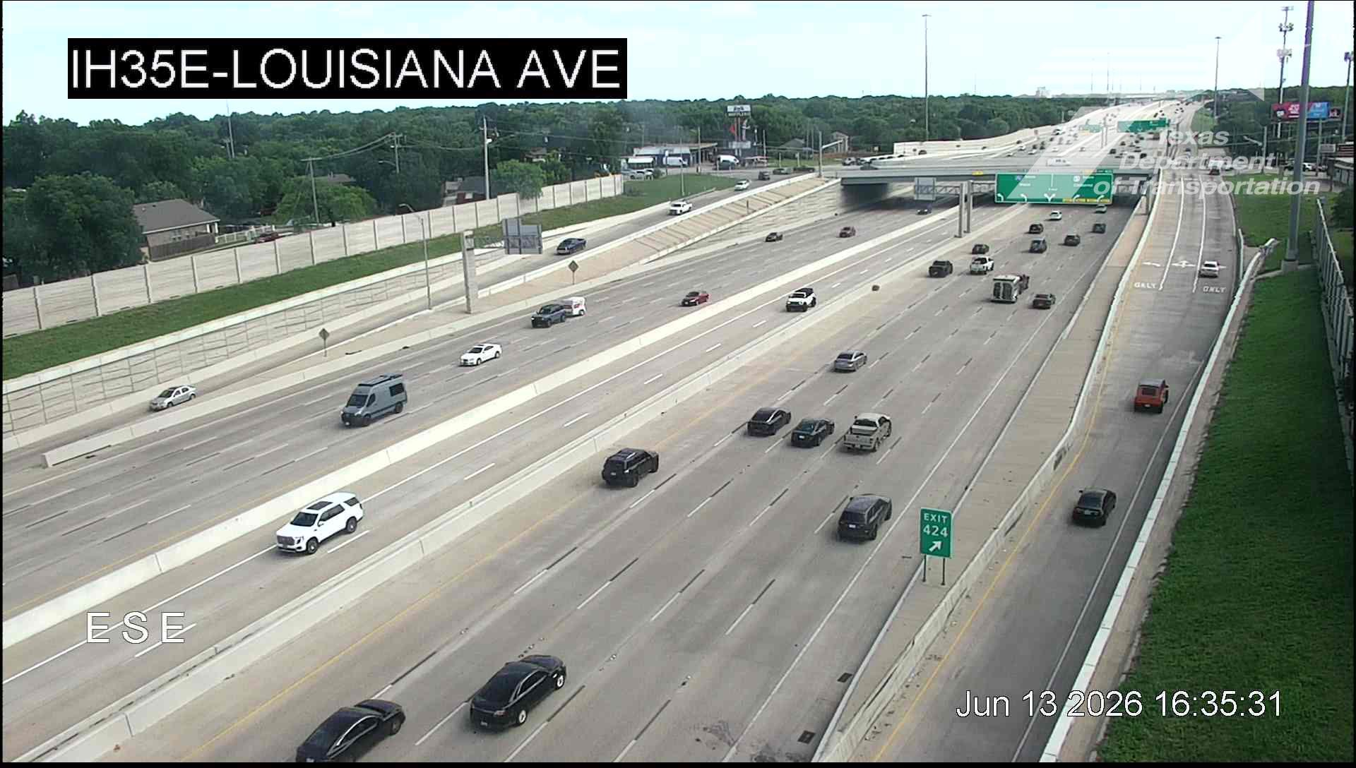 Live snapshot from IH35E @ Louisiana Ave