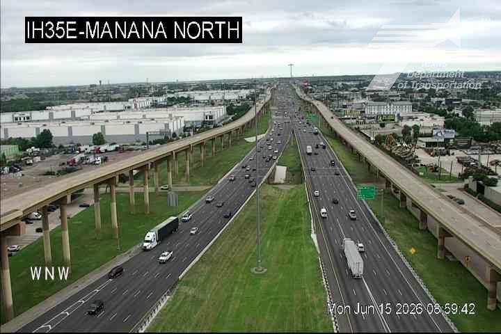 Live snapshot from IH35E @ Manana North