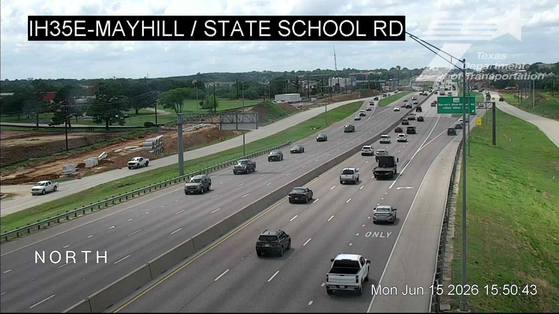 Live snapshot from IH35E @ Mayhill-State School Rd