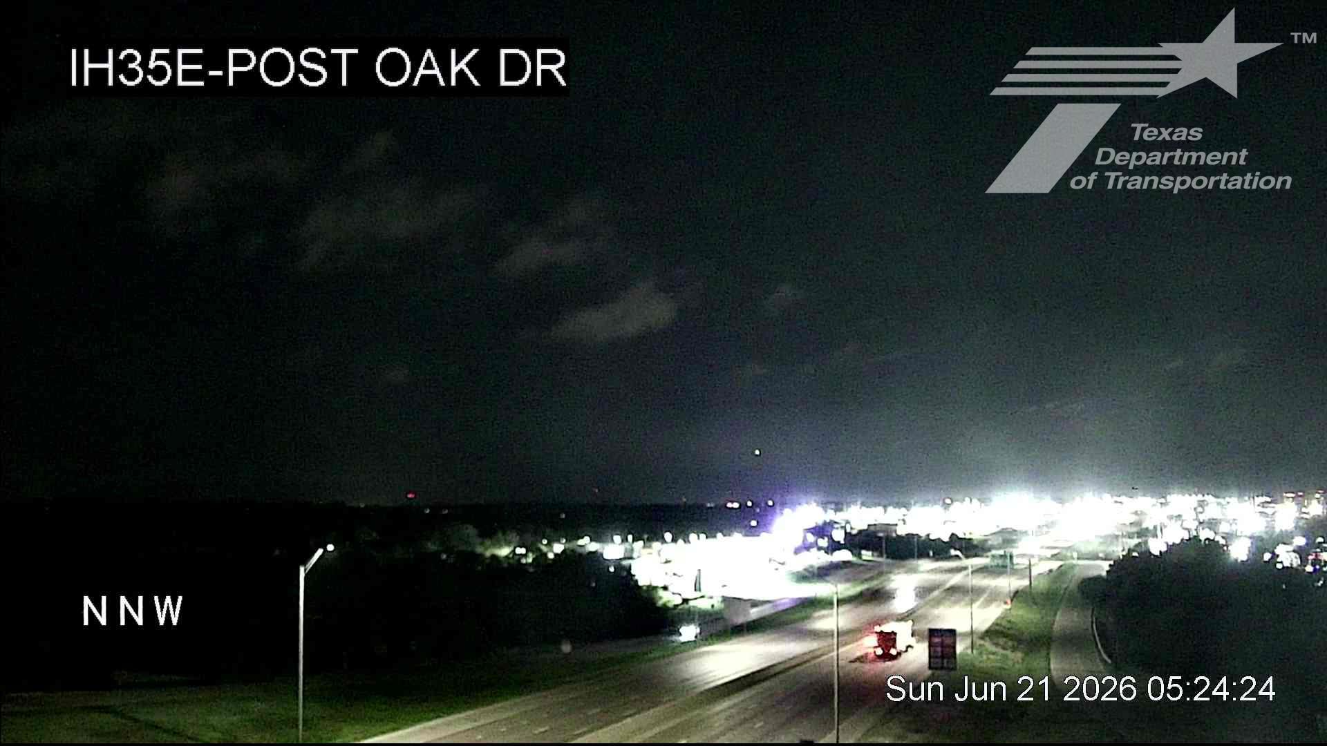 Live snapshot from IH35E @ Post Oak Dr