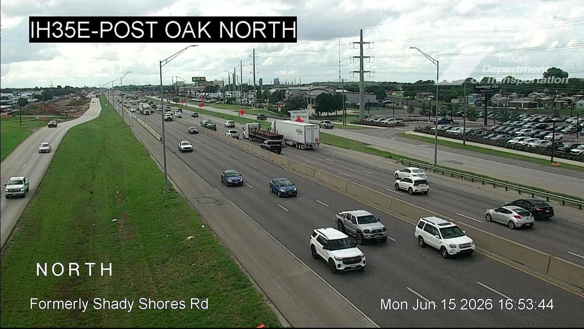 Live snapshot from IH35E @ Post Oak North