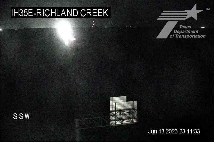 Live snapshot from IH35E @ Richland Creek