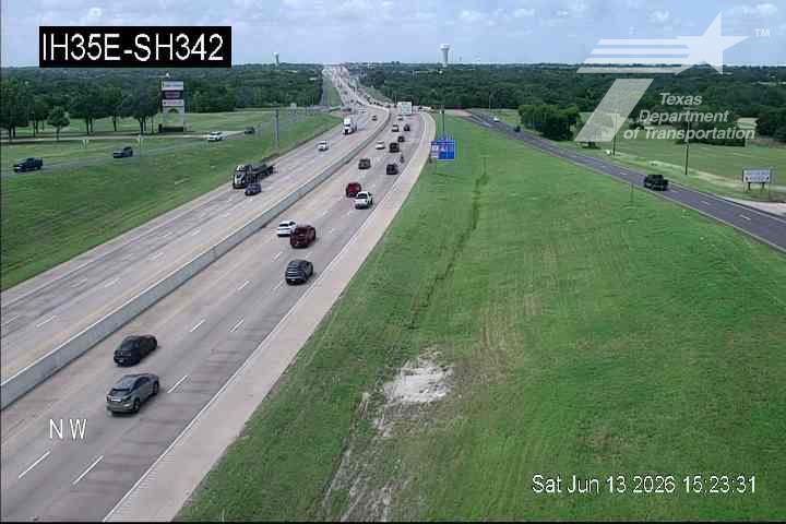 Live snapshot from IH35E @ SH342
