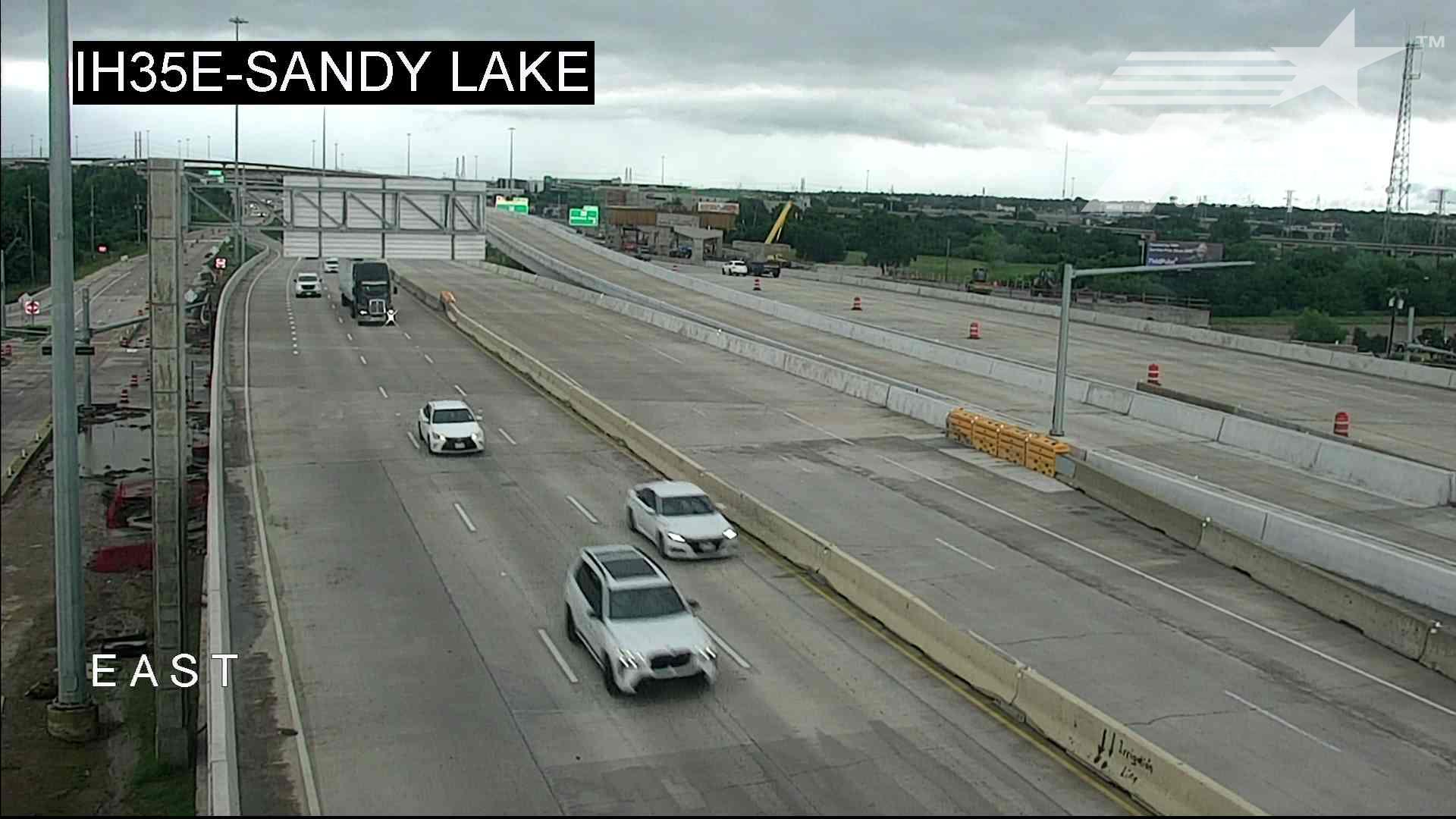 Live snapshot from IH35E @ Sandy Lake
