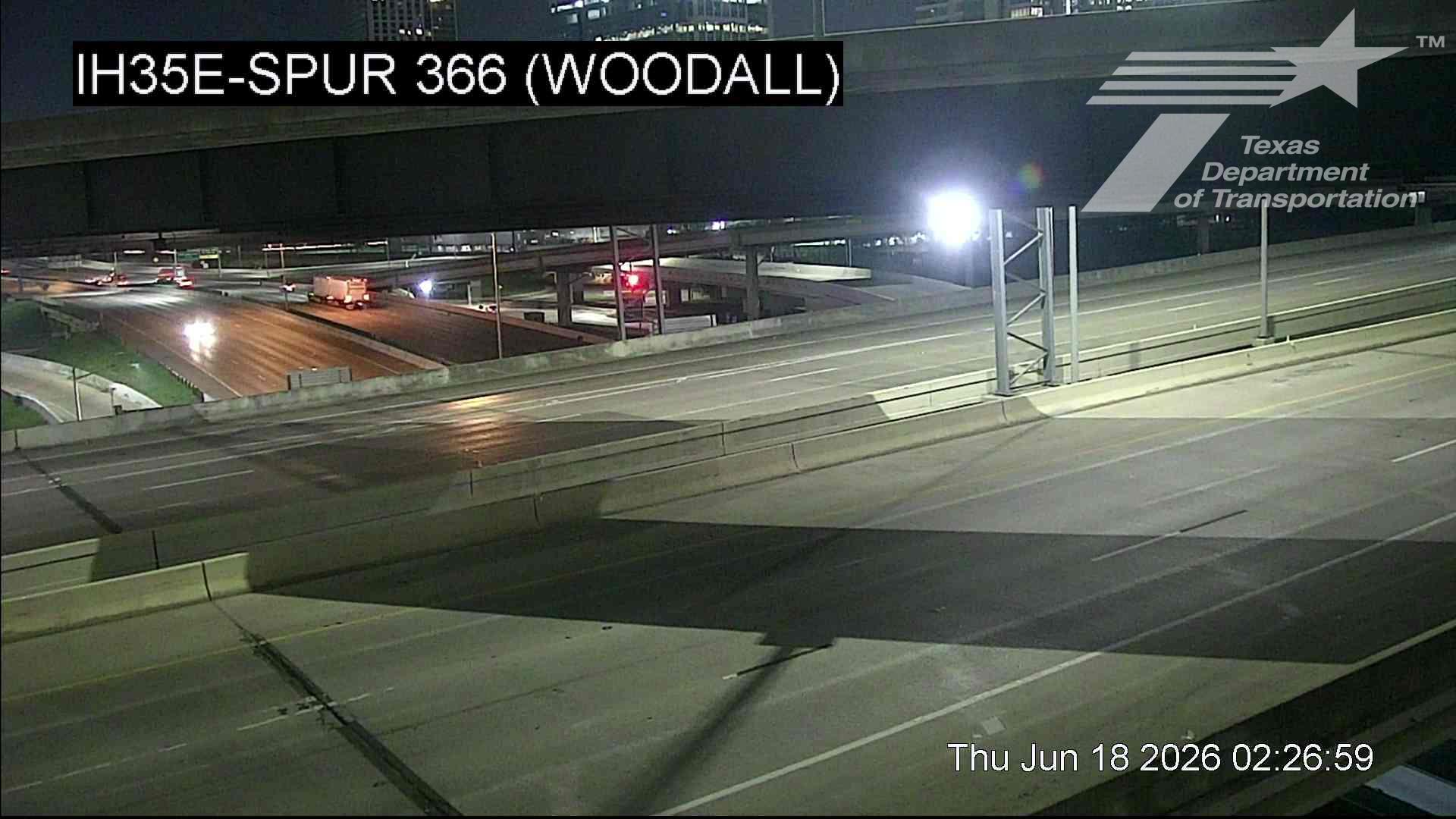 Live snapshot from IH35E @ Spur 366