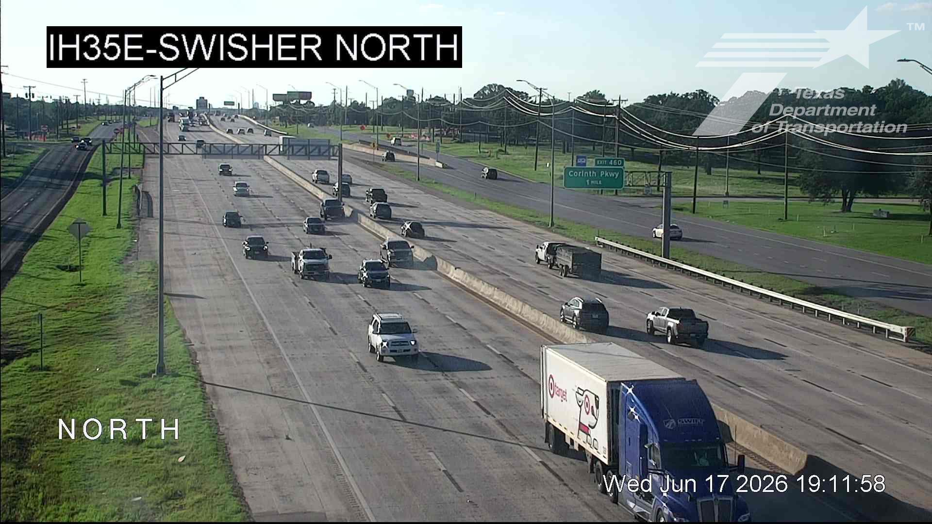 Live snapshot from IH35E @ Swisher North