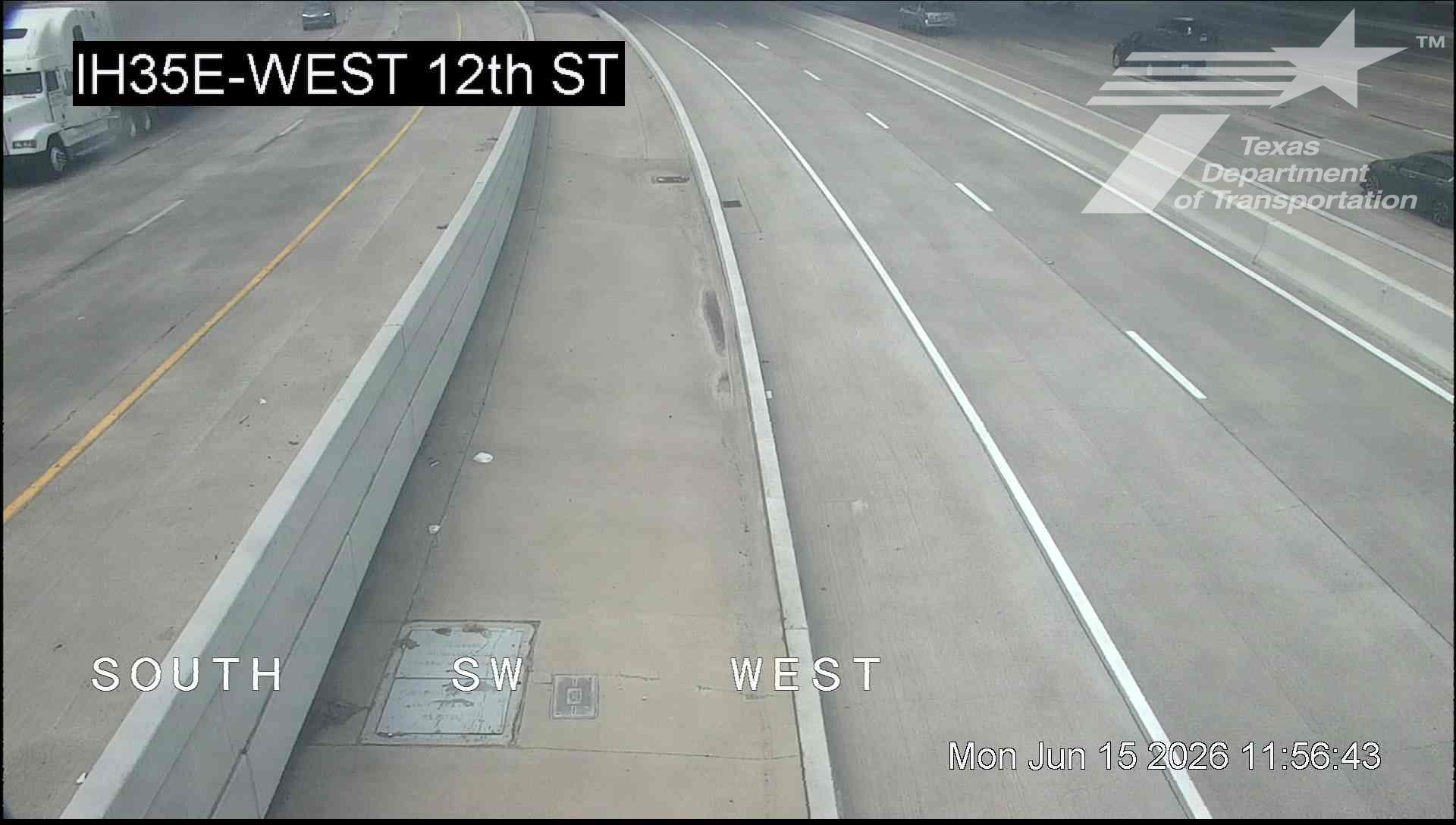 Live snapshot from IH35E @ West 12th Street
