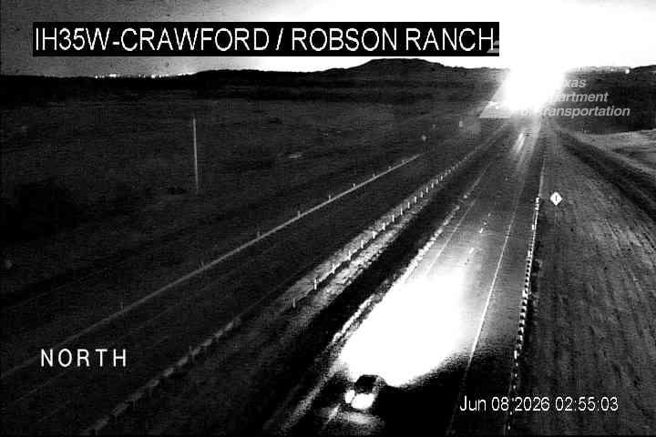 Live snapshot from IH35W @ Crawford