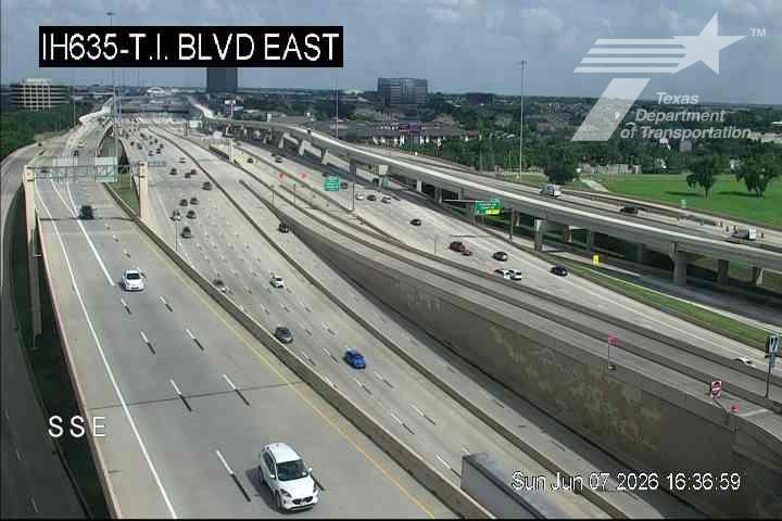Live snapshot from IH635 @ T.I. Blvd East