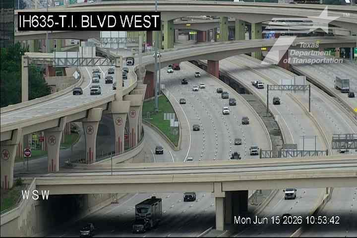 Live snapshot from IH635 @ T.I. Blvd West