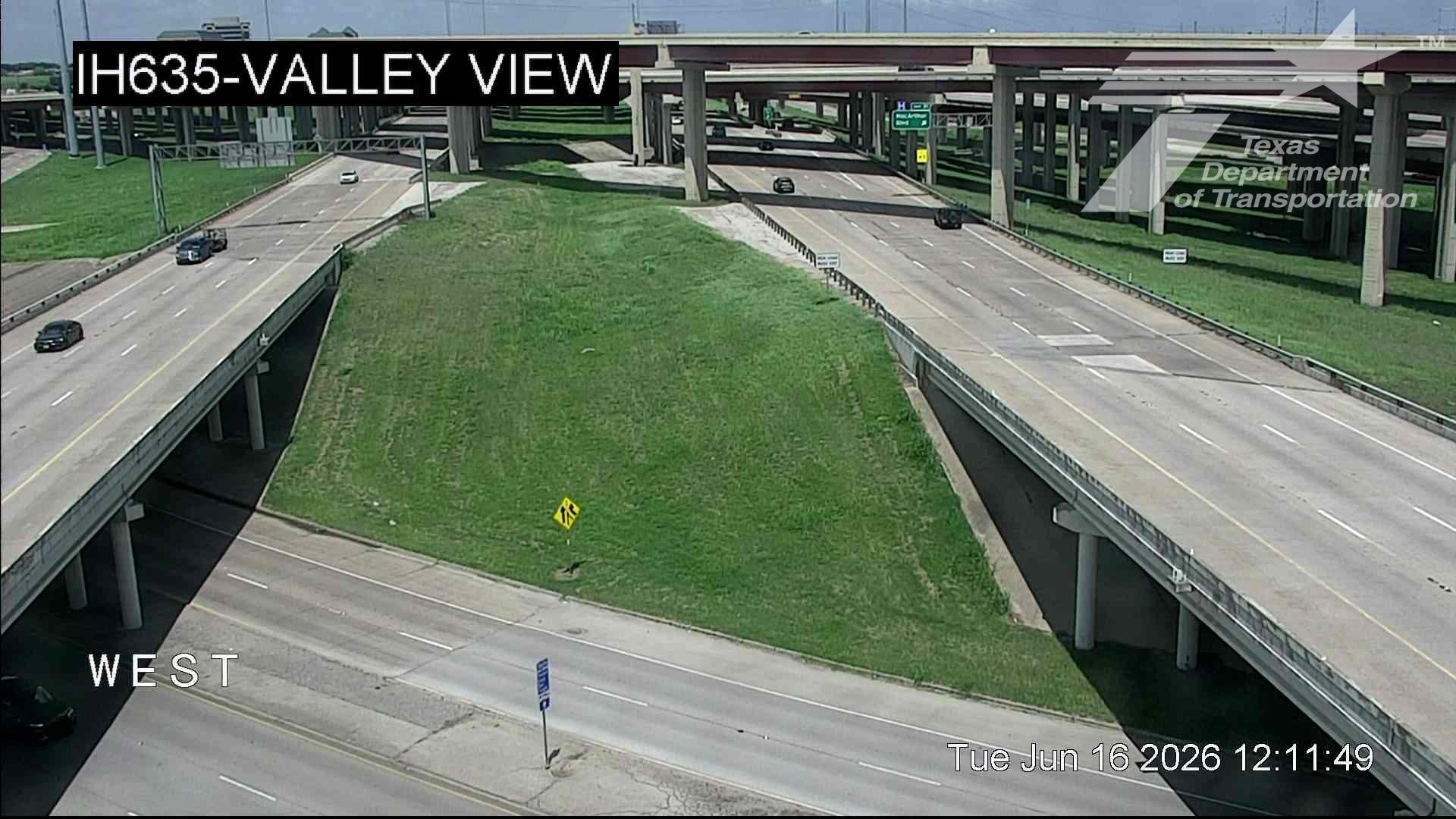 Live snapshot from IH635 @ Valley View