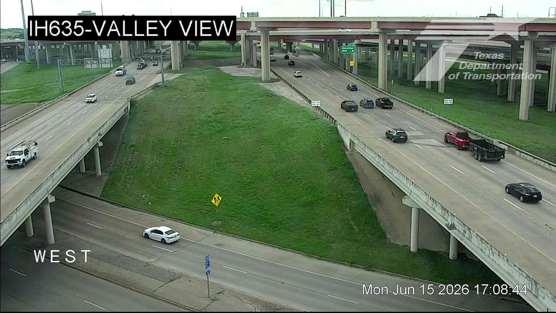Live snapshot from IH635 @ Webb Chapel