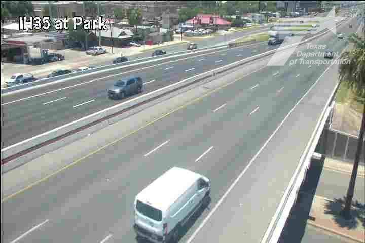 Live snapshot from IH35 @ Park