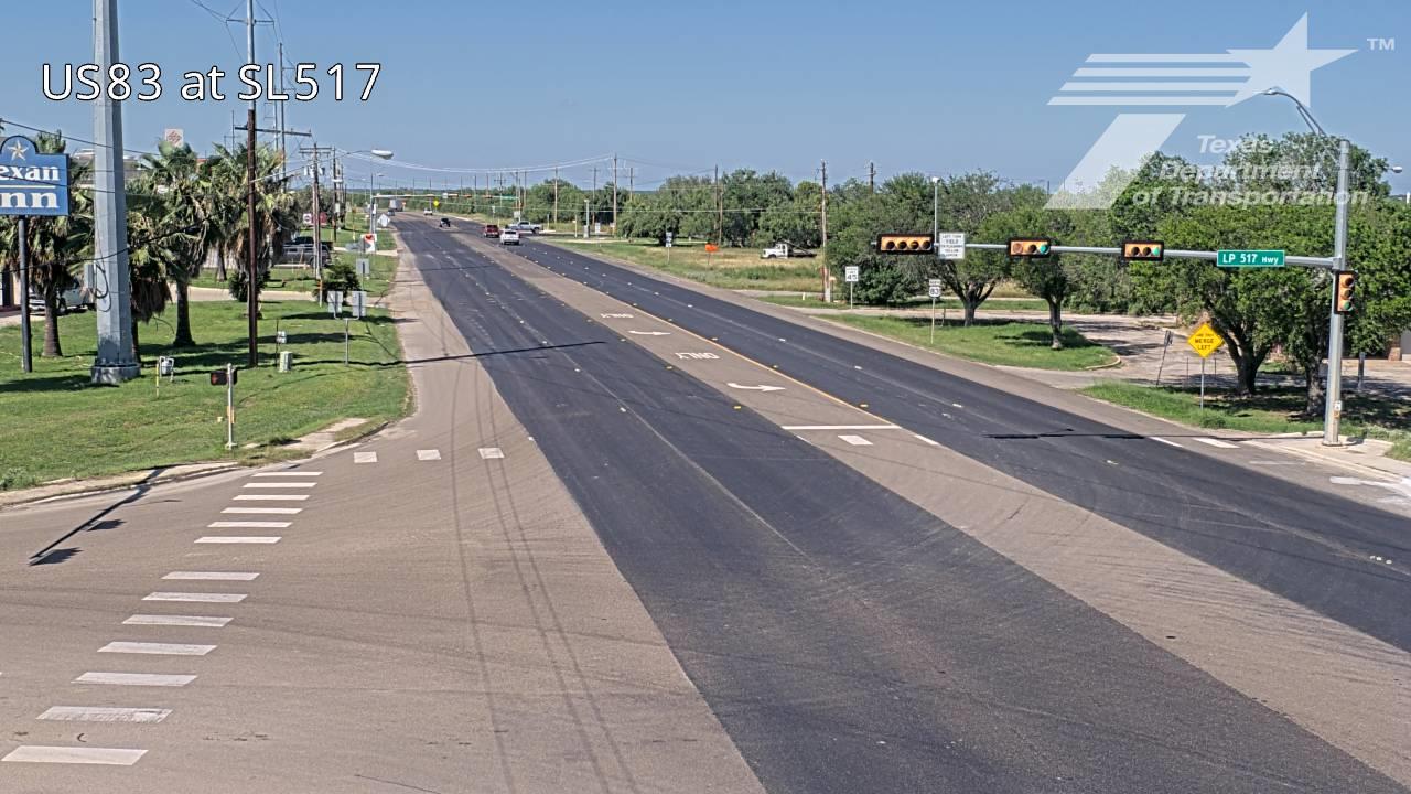 Live snapshot from US83 @ SL517 Carrizo Springs