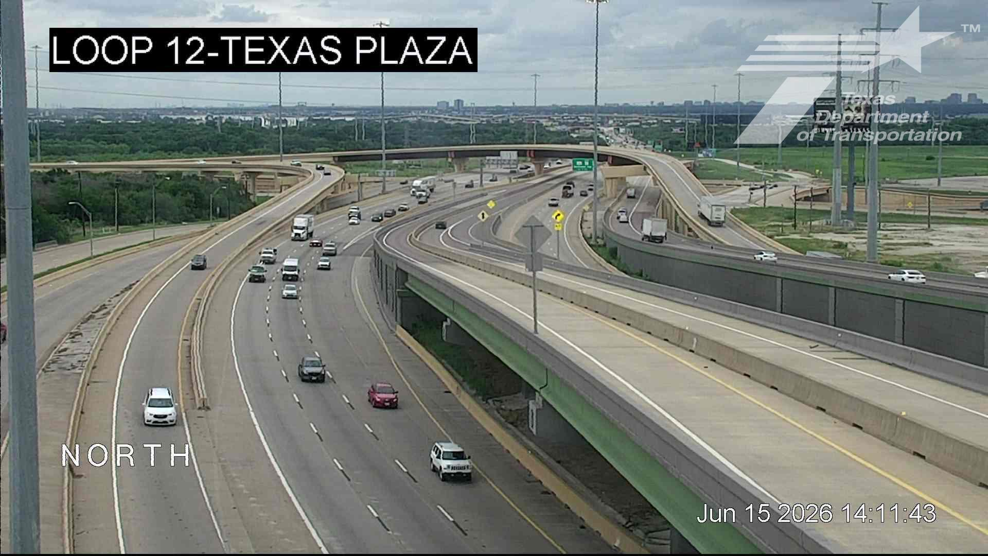 Live snapshot from Loop 12 @ Texas Plaza