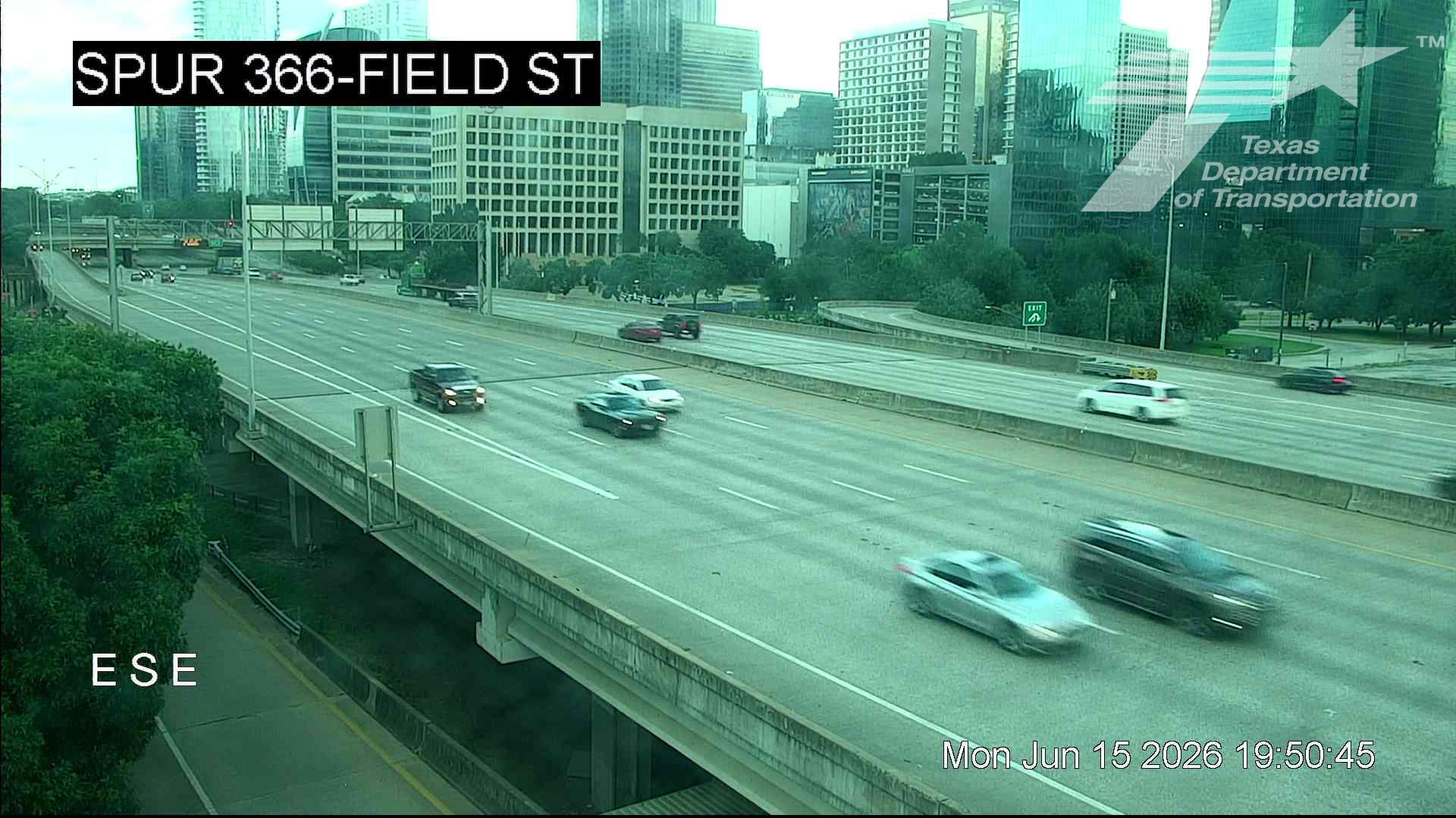 Live snapshot from Spur 366 @ Field St