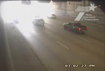 Live snapshot from Spur 366 @ WB Tunnel Cam 1