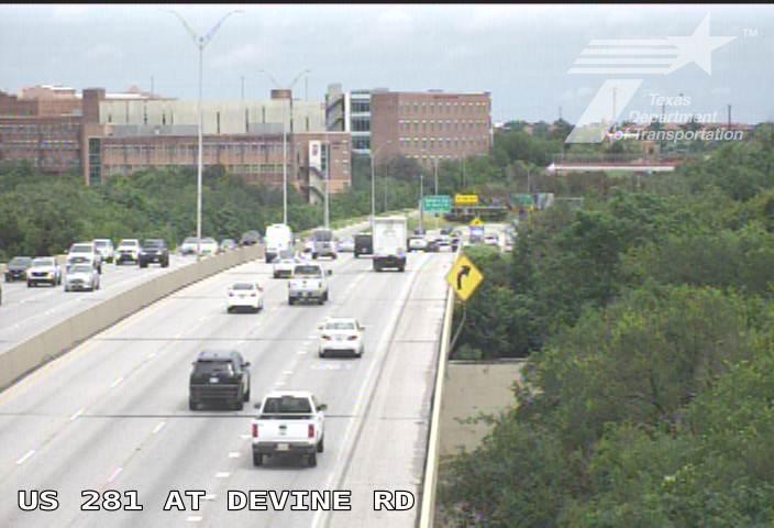 Live snapshot from US 281 at Devine