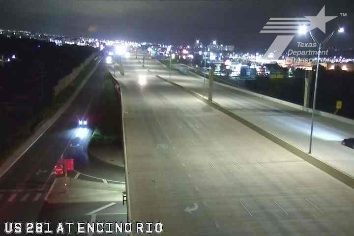 Live snapshot from US 281 at Encino Rio