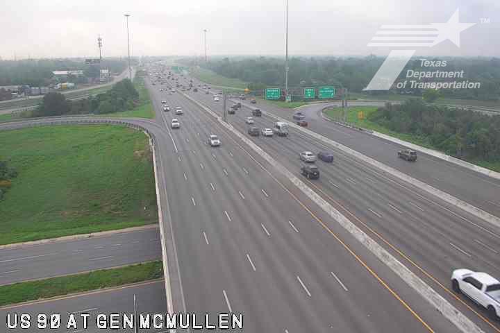 Live snapshot from US 90 at Gen McMULLEN